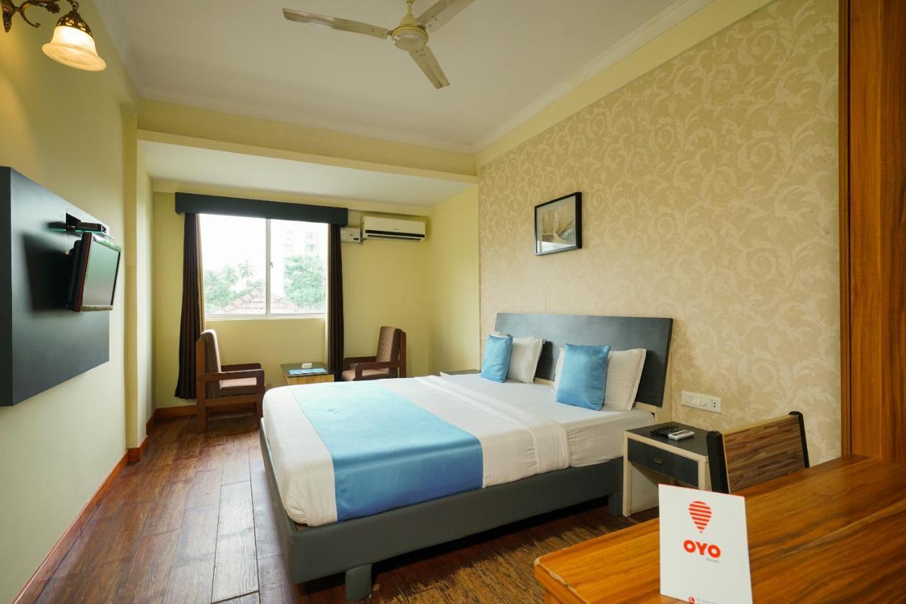 Oyo 1684 Hotel Malabar Inn Кожикод Екстериор снимка